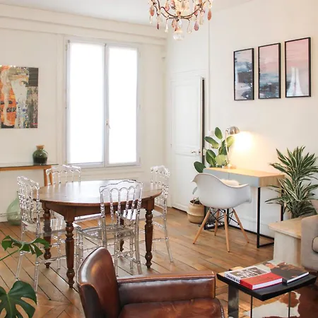Spacious And Bright Aparment Of 60 M