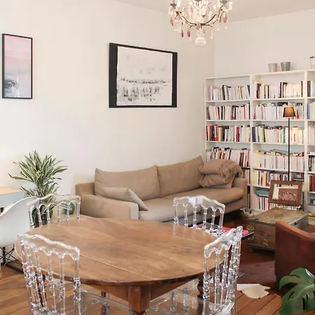 Spacious And Bright Aparment Of 60 M *