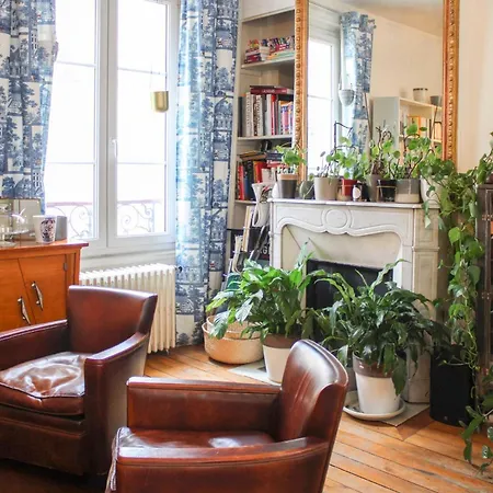 Spacious And Bright Aparment Of 60 M Διαμέρισμα *